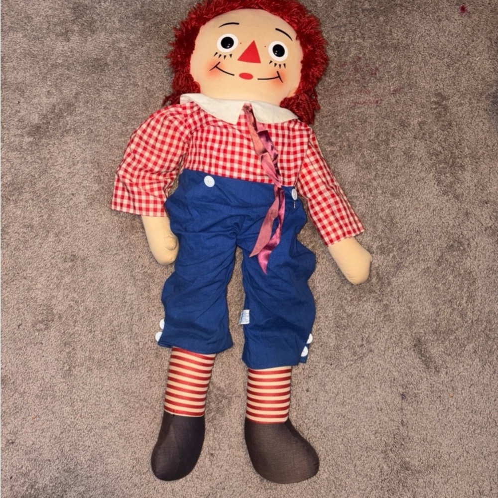Raggedy Ann doll